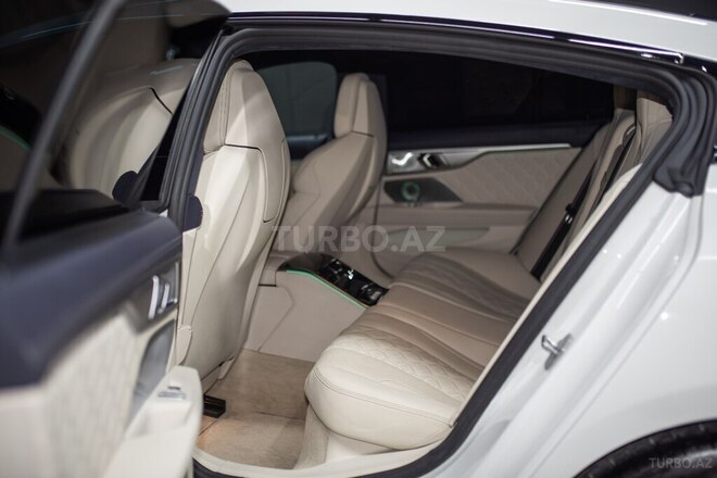 BMW M8 2021, 2,000 km - 4.4 l - Bakı