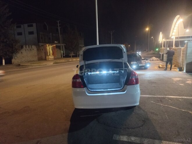 Chevrolet Aveo 2011, 301,890 km - 1.2 l - Zaqatala
