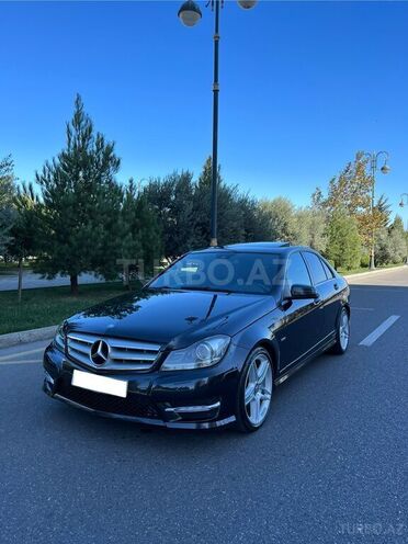 Mercedes C 250 2011, 211,000 km - 1.8 l - Bakı