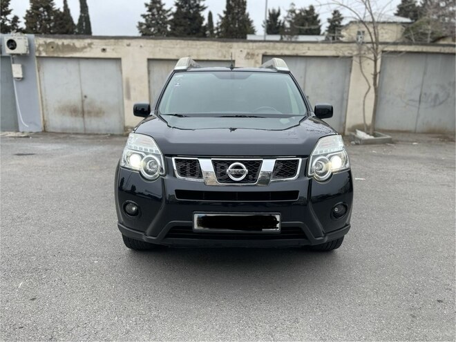 Nissan X-Trail 2013, 180,000 km - 2.5 l - Bakı