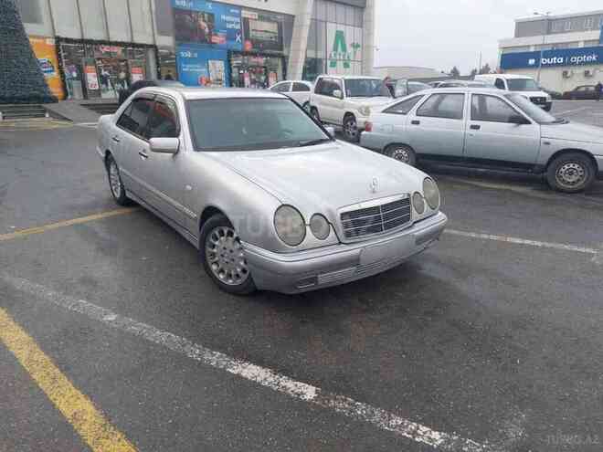 Mercedes E 220 1998, 250,000 km - 2.2 l - Bakı