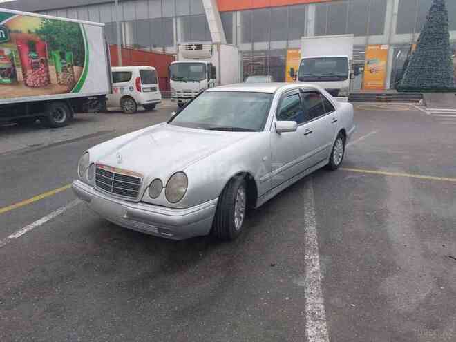 Mercedes E 220 1998, 250,000 km - 2.2 l - Bakı