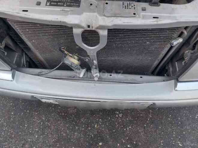 Mercedes E 220 1998, 250,000 km - 2.2 l - Bakı