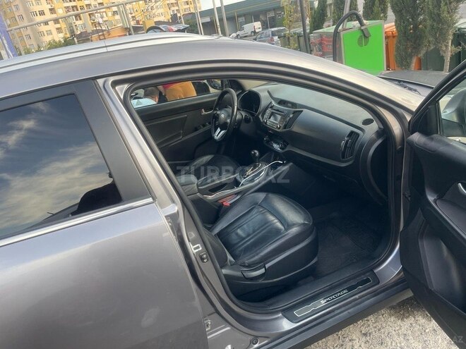 Kia Sportage 2011, 240,000 km - 2.0 l - Bakı