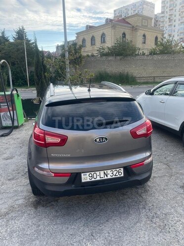 Kia Sportage 2011, 240,000 km - 2.0 l - Bakı