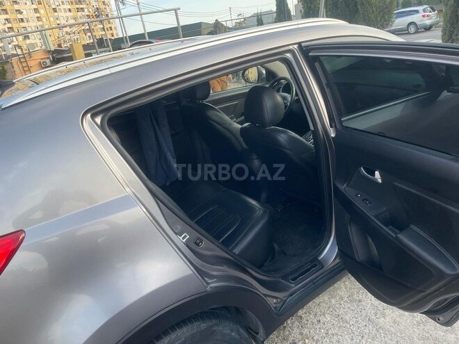 Kia Sportage 2011, 240,000 km - 2.0 l - Bakı