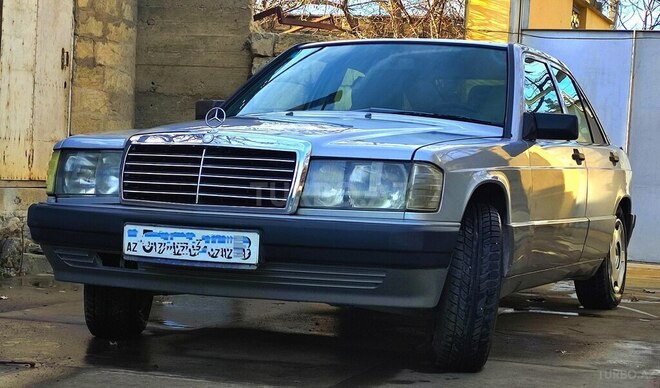 Mercedes 190 1990, 330,000 km - 1.8 l - Xaçmaz