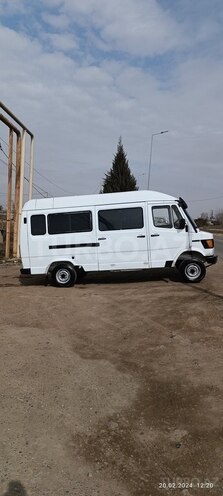 Mercedes 208 D 1995, 969,000 km - 2.3 л - Şirvan