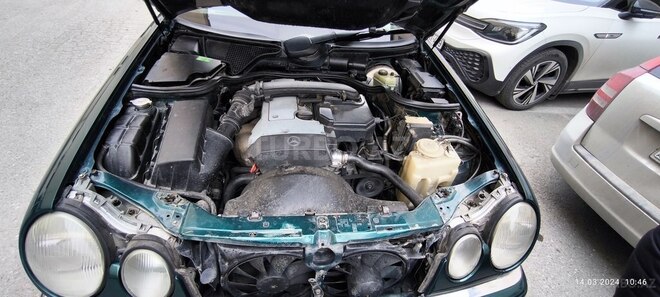 Mercedes E 230 1996, 481,429 km - 2.3 l - Bakı