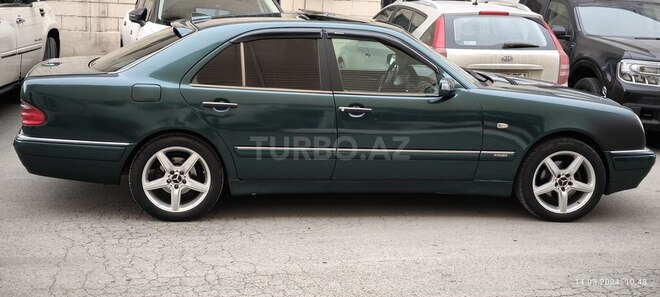 Mercedes E 230 1996, 481,429 km - 2.3 l - Bakı