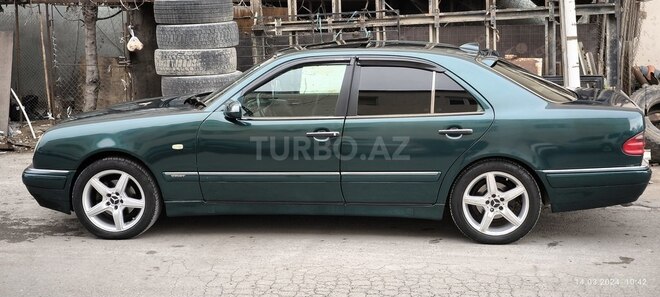 Mercedes E 230 1996, 481,429 km - 2.3 l - Bakı