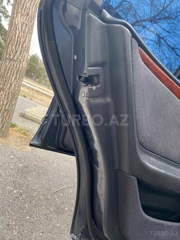 Mercedes E 280 1996, 290,000 km - 2.8 l - Bakı
