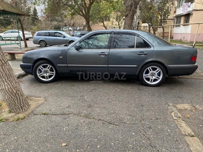 Mercedes E 280 1996, 290,000 km - 2.8 l - Bakı