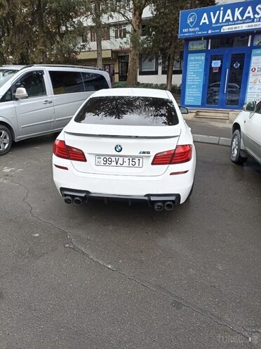 BMW 528 2013, 235,000 km - 2.0 l - Mingəçevir