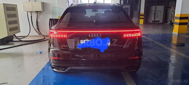 Audi Q8 2023, 8,006 km - 3.0 l - Bakı
