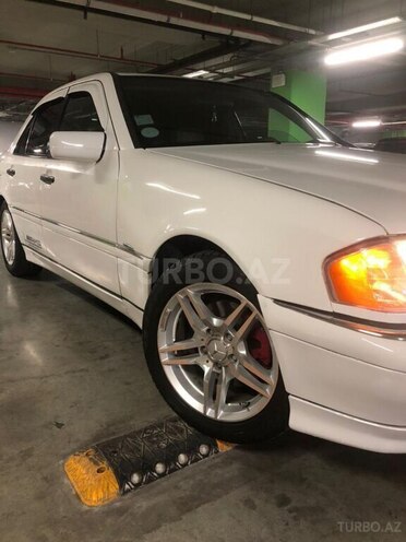 Mercedes C 200 1997, 215,325 km - 2.0 l - Bakı