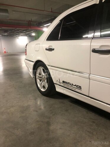 Mercedes C 200 1997, 215,325 km - 2.0 l - Bakı