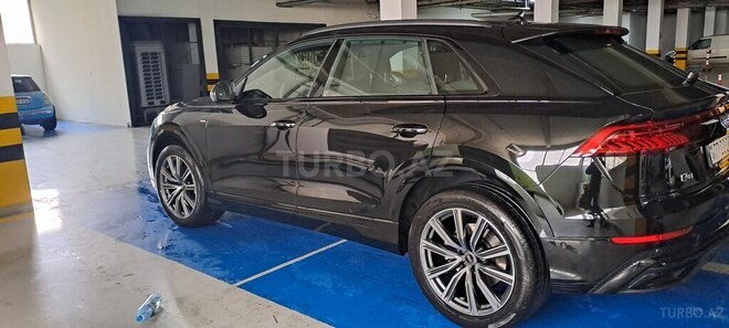 Audi Q8 2023, 8,006 km - 3.0 l - Bakı