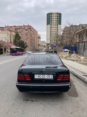 Mercedes E 280 2000, 307,000 km - 2.8 l - Bakı