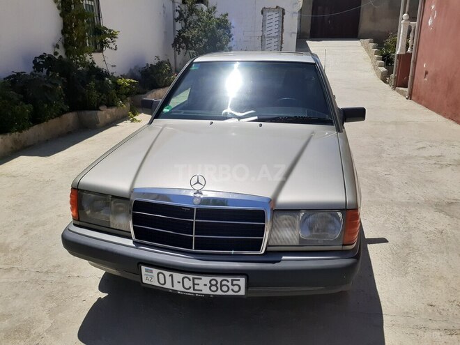 Mercedes 190 1992, 238,000 km - 2.0 l - Sumqayıt