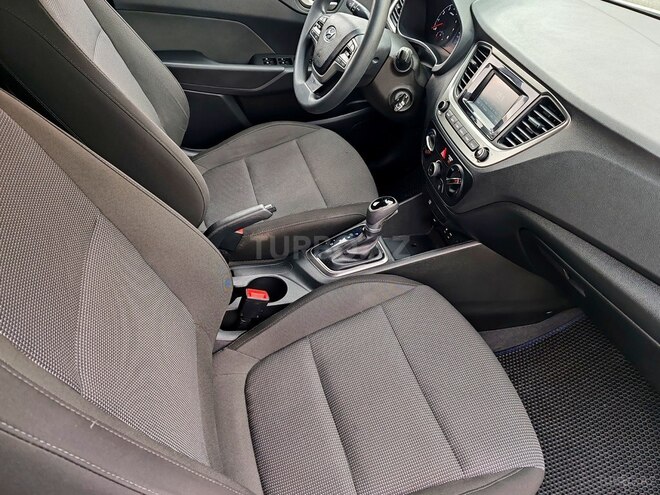 Hyundai Accent 2018, 32,500 km - 1.6 l - Bakı