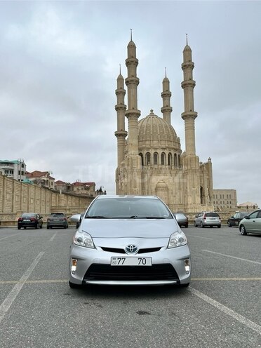 Toyota Prius 2015, 162,000 km - 1.8 л - Bakı