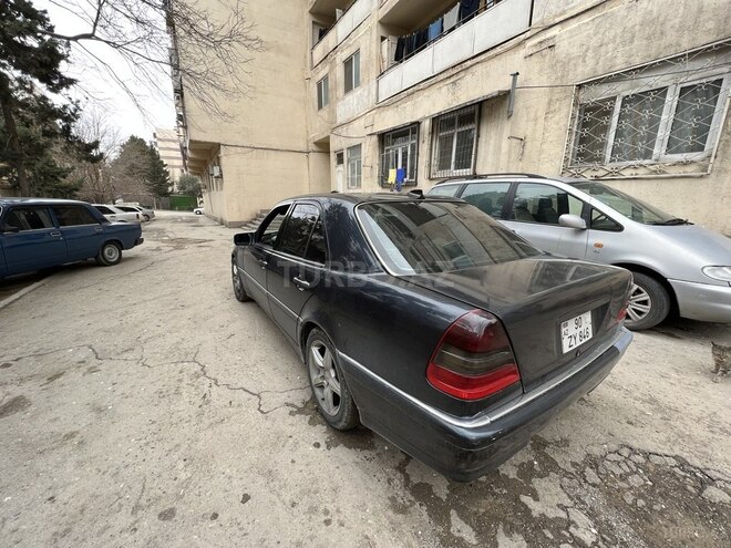Mercedes C 230 1997, 330,000 km - 2.3 l - Bakı