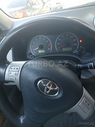 Toyota Corolla 2011, 116,000 km - 1.8 l - Salyan