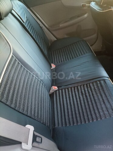 Toyota Corolla 2011, 116,000 km - 1.8 l - Salyan