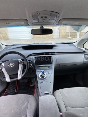 Toyota Prius 2011, 176,000 km - 1.8 l - Bakı
