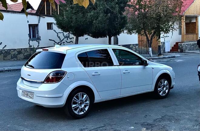 Opel Astra 2009, 181,172 km - 1.4 l - Gəncə