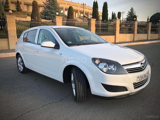 Opel Astra 2009, 181,172 km - 1.4 l - Gəncə
