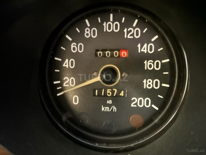 GAZ 24-10 1991, 11,574 km - 2.4 л - Sumqayıt