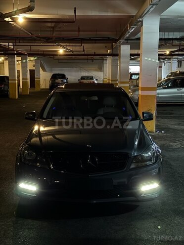 Mercedes C 250 2013, 141,000 km - 1.8 l - Bakı