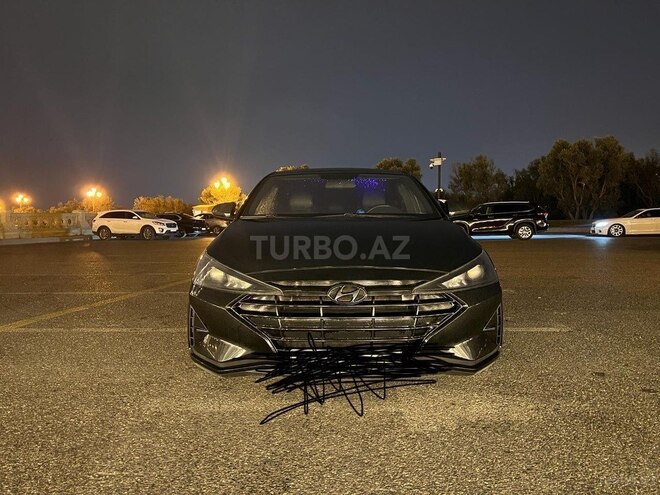 Hyundai Elantra 2018, 83,000 km - 2.0 l - Bakı