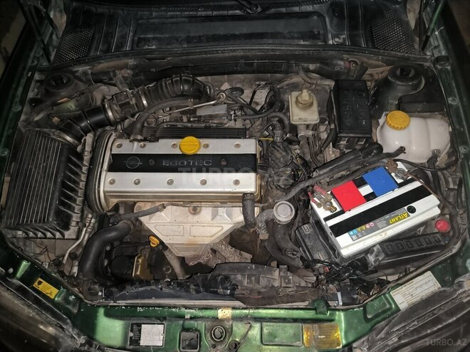 Opel Vectra 1997, 335,000 km - 1.8 l - Bakı