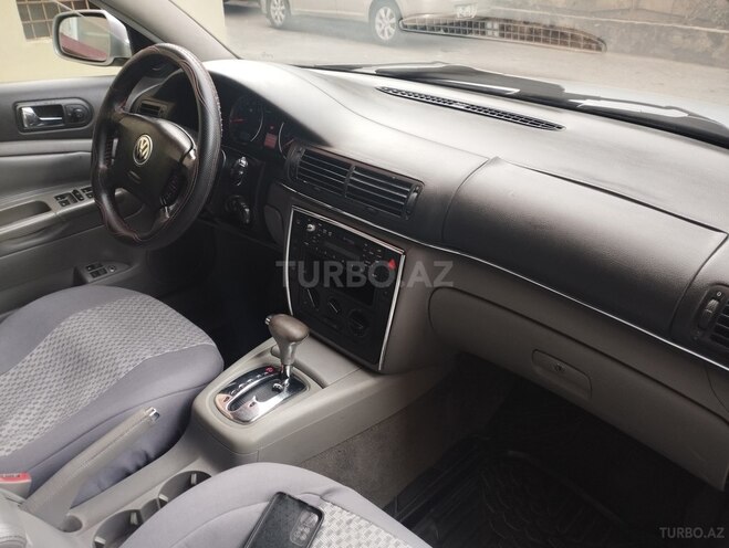 Volkswagen Passat 2001, 197,000 km - 1.8 l - Bakı
