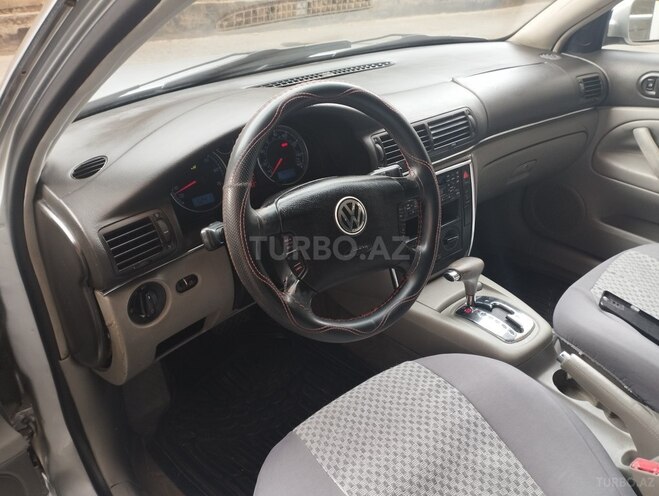 Volkswagen Passat 2001, 197,000 km - 1.8 l - Bakı