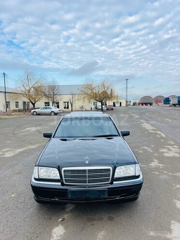 Mercedes C 180 1999, 295,000 km - 1.8 л - Tovuz