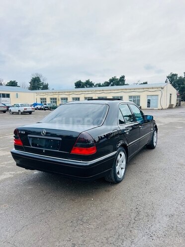 Mercedes C 180 1999, 295,000 km - 1.8 л - Tovuz