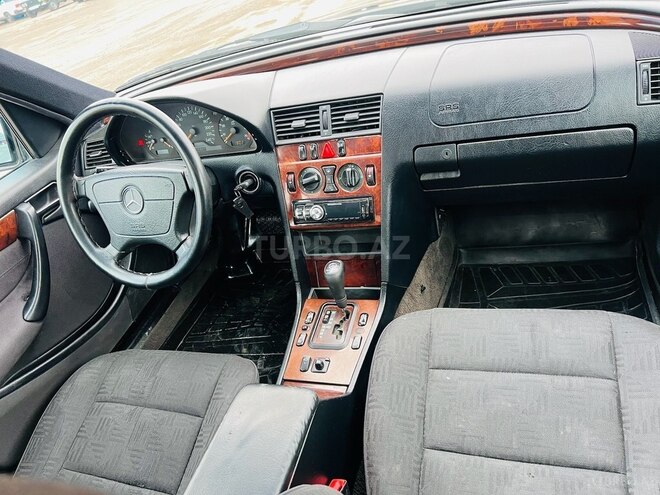Mercedes C 180 1999, 295,000 km - 1.8 л - Tovuz