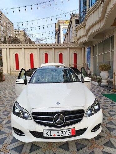 Mercedes E 220 2013, 203,000 km - 2.2 л - Bakı
