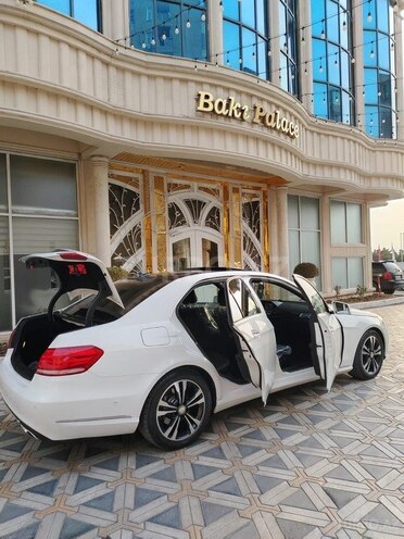 Mercedes E 220 2013, 203,000 km - 2.2 л - Bakı