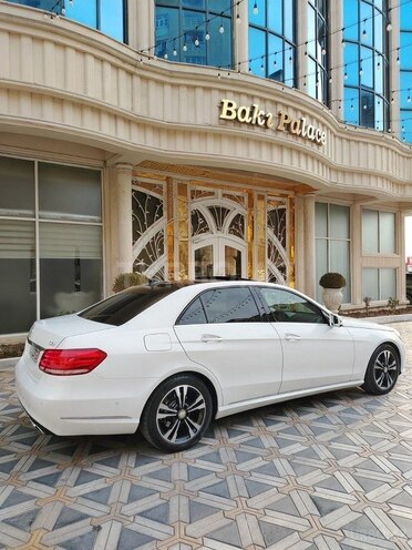 Mercedes E 220 2013, 203,000 km - 2.2 л - Bakı