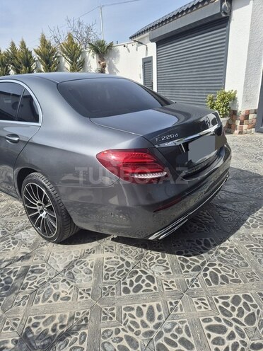 Mercedes E 220 2016, 223,000 km - 2.0 l - Bakı