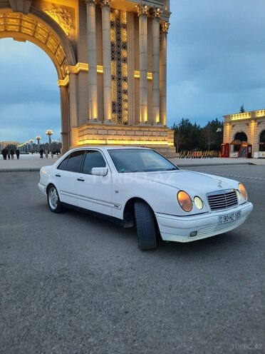 Mercedes E 230 1996, 387,000 km - 2.3 l - Şəmkir