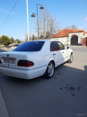 Mercedes E 230 1996, 387,000 km - 2.3 l - Şəmkir