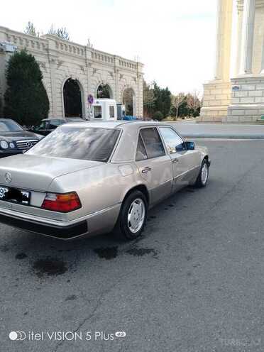 Mercedes E 200 1993, 345,654 km - 2.0 l - Şəmkir