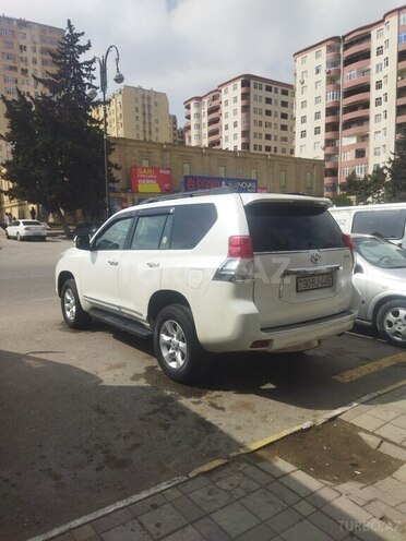 Toyota Prado 2010, 246 km - 2.7 л - Bakı