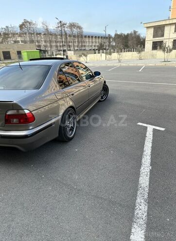 BMW 540 2003, 465,102 km - 4.4 l - Sumqayıt